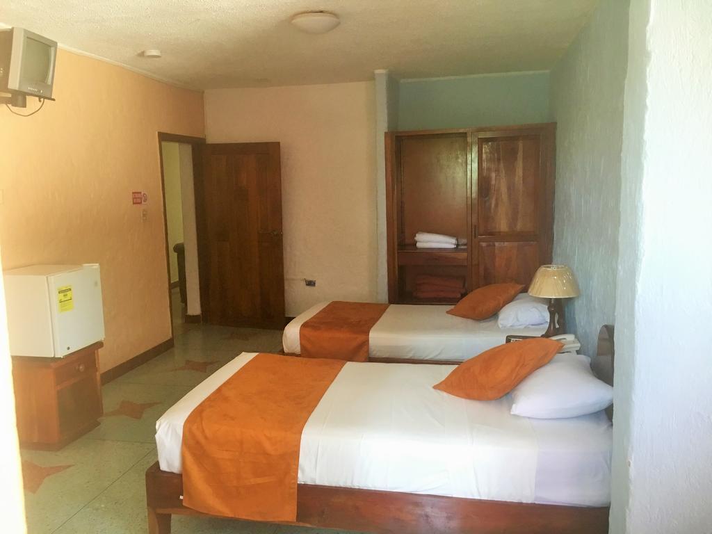 Hostal Estrella De Mar Puerto Ayora  Phòng bức ảnh