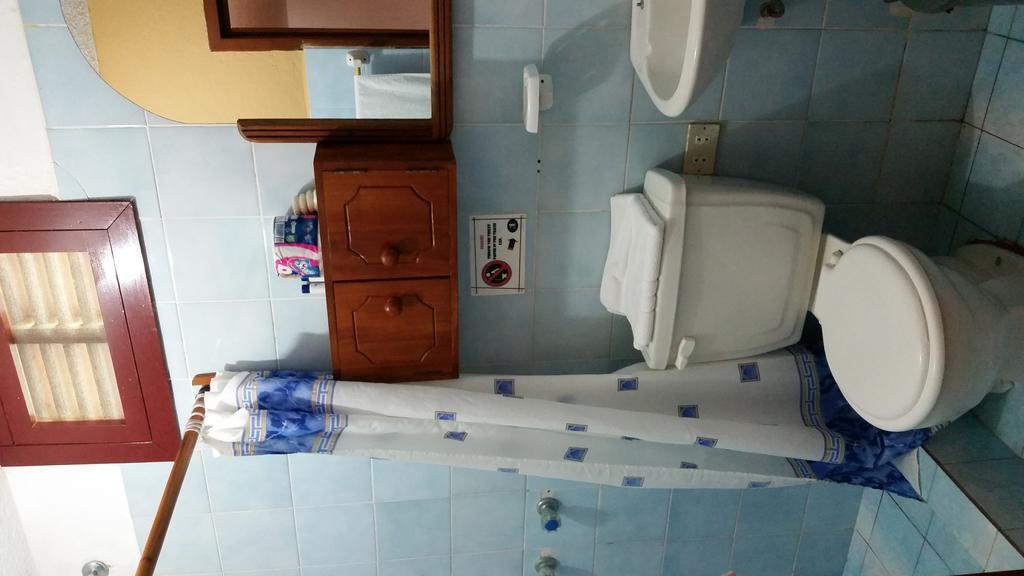 Hostal Estrella De Mar Puerto Ayora  Phòng bức ảnh