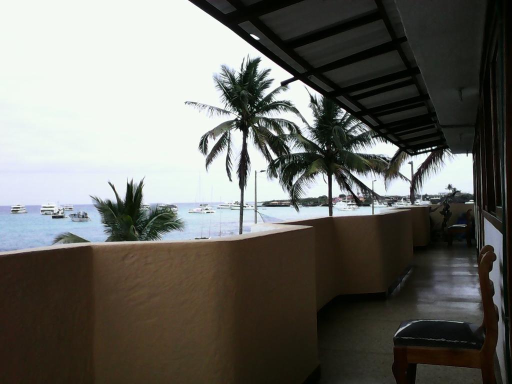 Hostal Estrella De Mar Puerto Ayora  Phòng bức ảnh