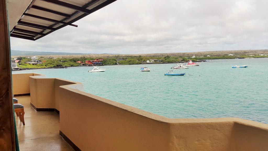 Hostal Estrella De Mar Puerto Ayora  Ngoại thất bức ảnh