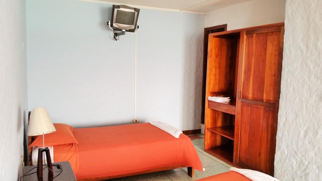 Hostal Estrella De Mar Puerto Ayora  Ngoại thất bức ảnh