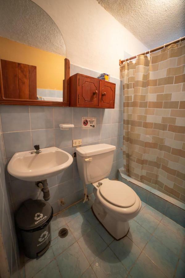 Hostal Estrella De Mar Puerto Ayora  Ngoại thất bức ảnh