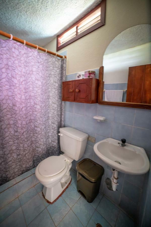 Hostal Estrella De Mar Puerto Ayora  Ngoại thất bức ảnh