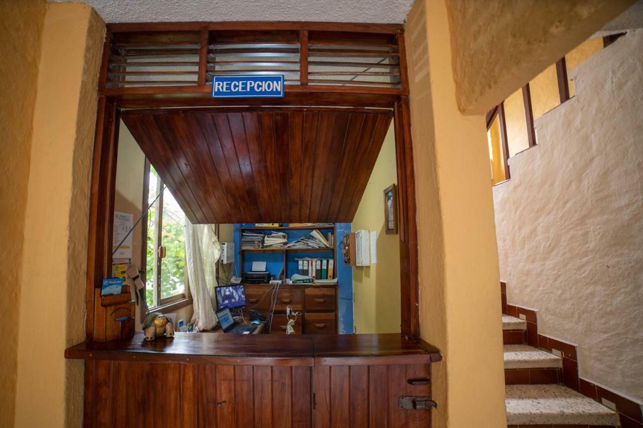 Hostal Estrella De Mar Puerto Ayora  Ngoại thất bức ảnh
